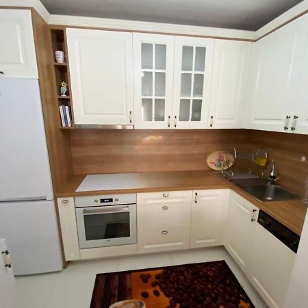 Kosovo Polje 1-Bedroom Apartment Fushe Kosove מראה חיצוני תמונה