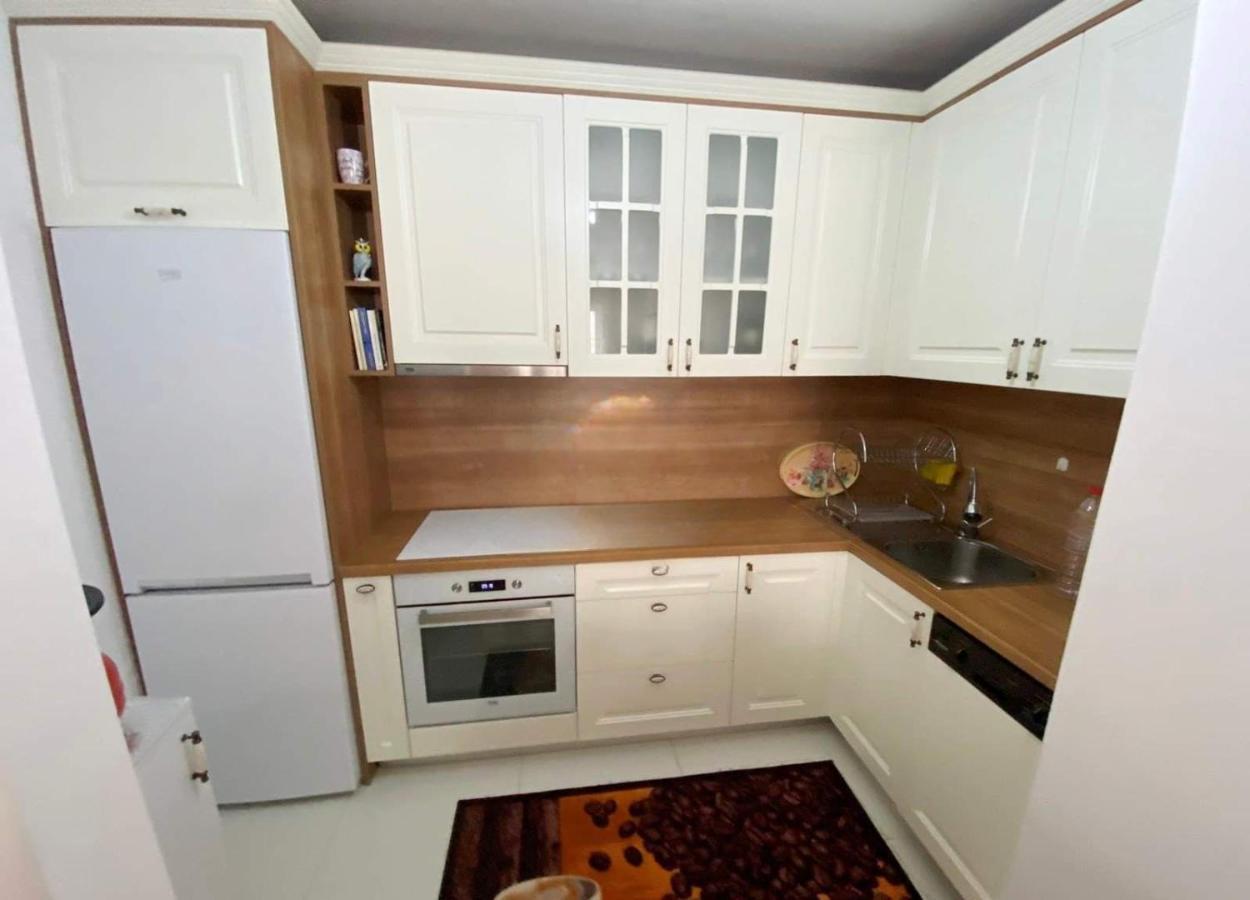 Kosovo Polje 1-Bedroom Apartment Fushe Kosove מראה חיצוני תמונה